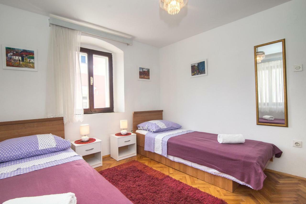 House Lotties Villa Stari Grad  Eksteriør billede